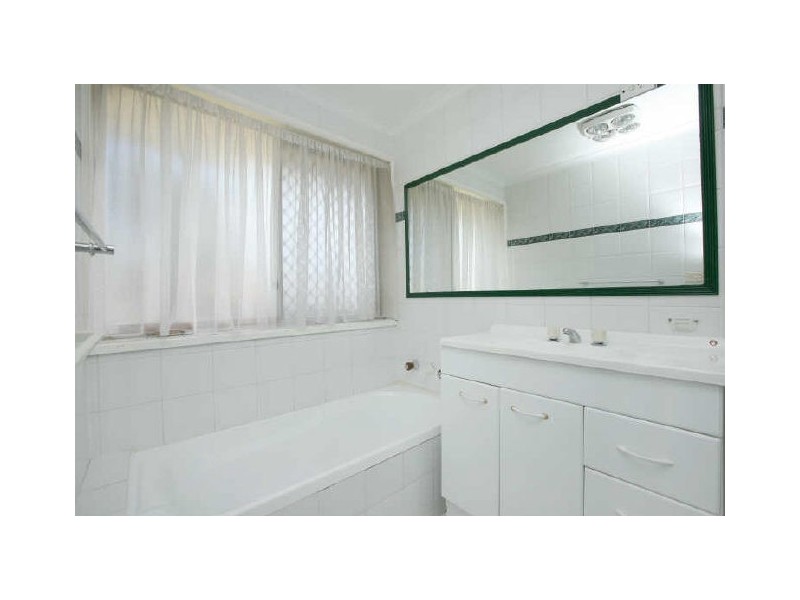 28 Sainsbury Street, Wanniassa ACT 2903