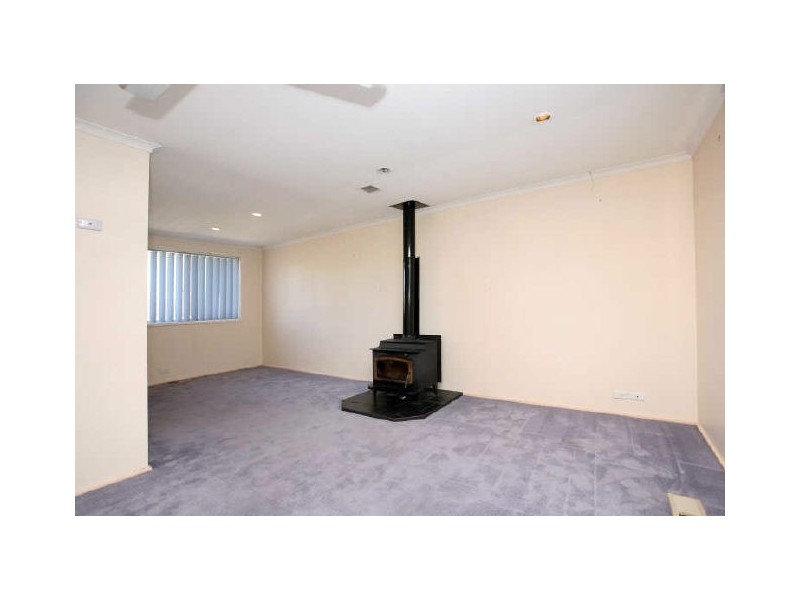 101 Livingston Avenue, Kambah ACT 2902