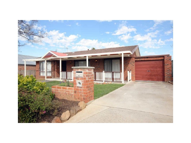 3 Saltash Place, Isabella Plains ACT 2905