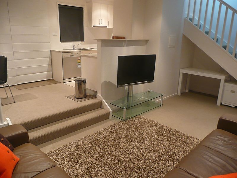 2/51 Ainsworth Street, Mawson ACT 2607