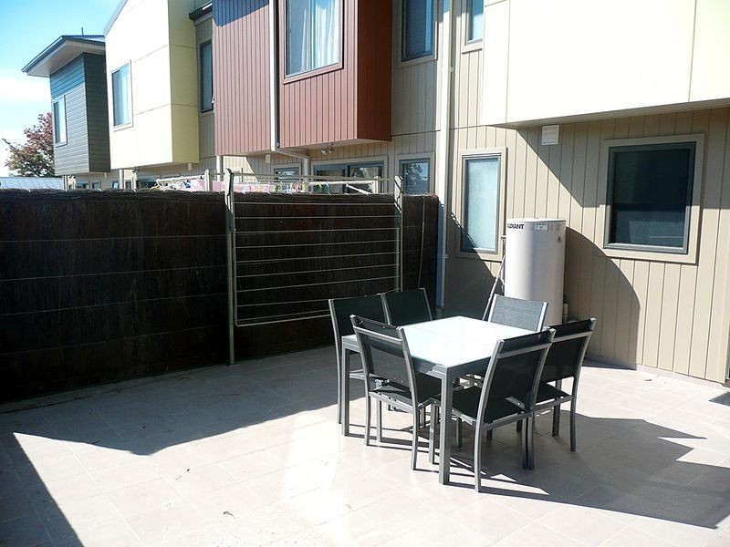 2/51 Ainsworth Street, Mawson ACT 2607