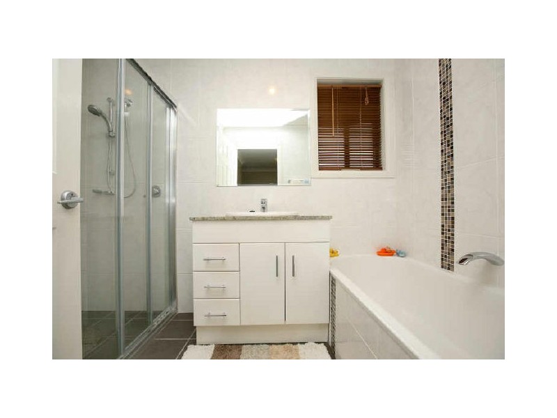 26 Orange Thorn Crescent, Banks ACT 2906