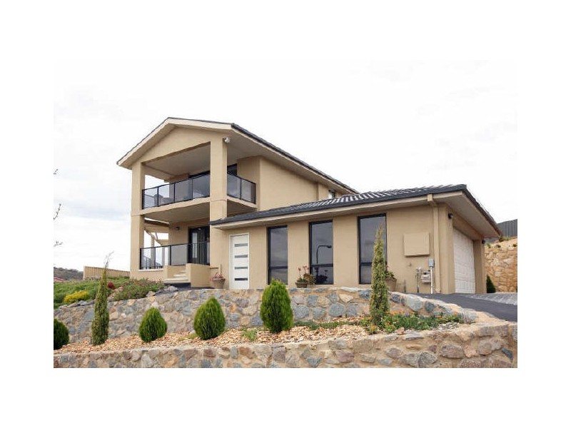 26 Orange Thorn Crescent, Banks ACT 2906