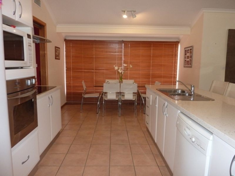 2 McKeown Place, Banks ACT 2906