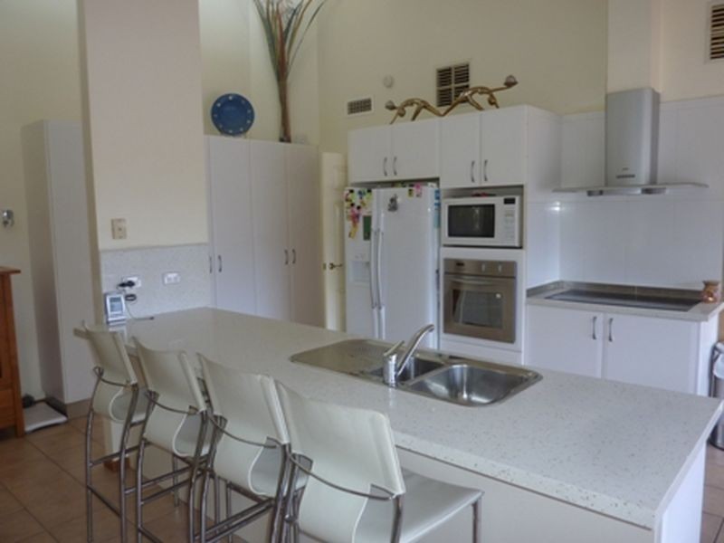 2 McKeown Place, Banks ACT 2906