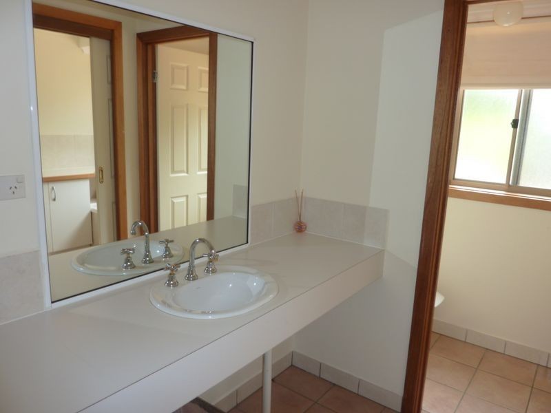 2 McKeown Place, Banks ACT 2906