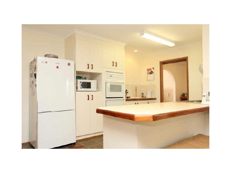 14 Donohoe Place, Gordon ACT 2906