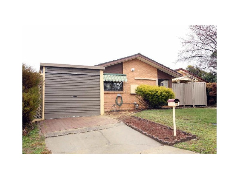 13 Hammill Close, Calwell ACT 2905