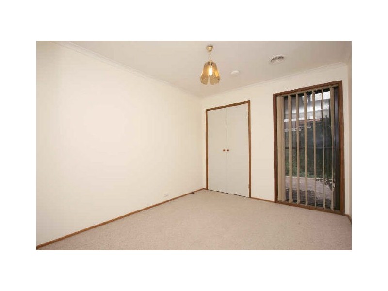 13 Hammill Close, Calwell ACT 2905