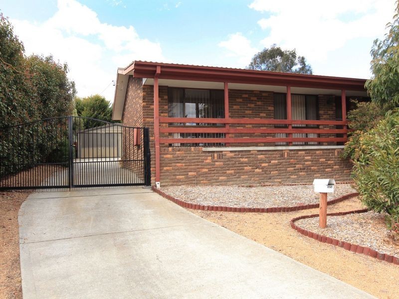 10 Body Place, Macarthur ACT 2904