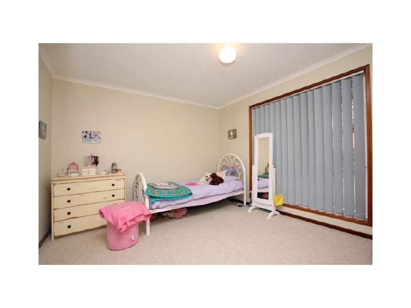 30 Benson Crescent, Calwell ACT 2905