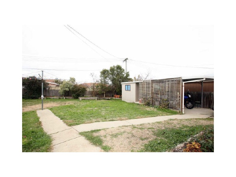 30 Benson Crescent, Calwell ACT 2905