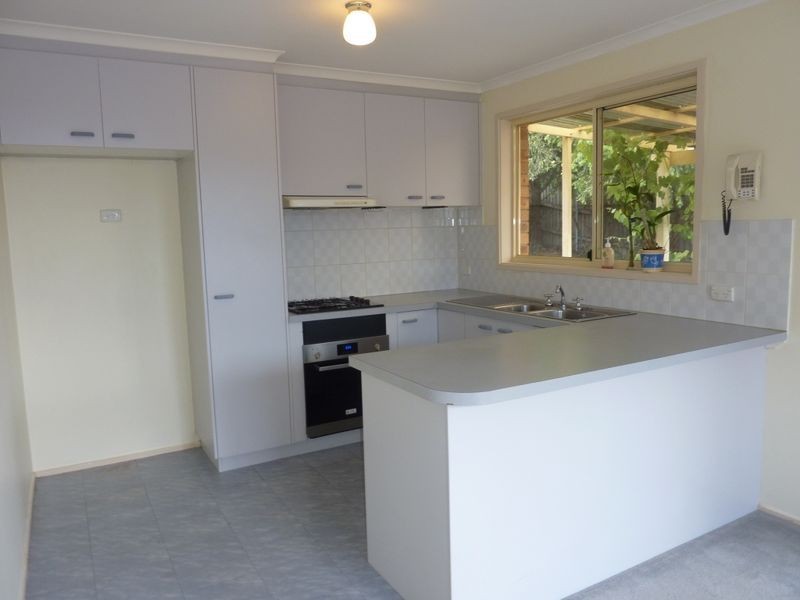 10A Hickenbotham Street, Gordon ACT 2906