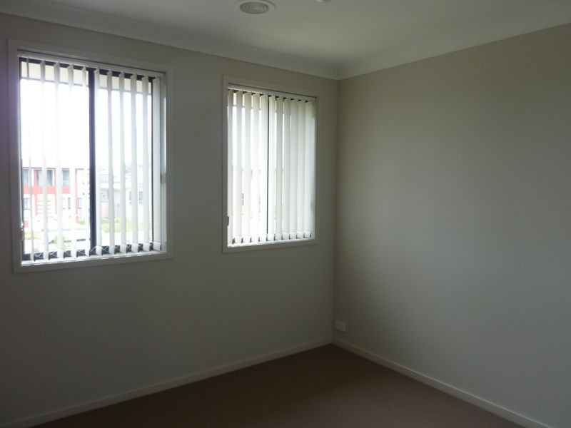 172 Oodgeroo Avenue, Franklin ACT 2913