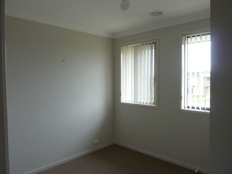 172 Oodgeroo Avenue, Franklin ACT 2913