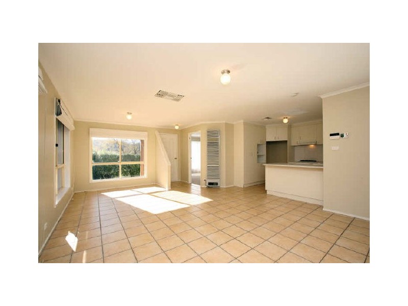 9 Schofield Place, Gordon ACT 2906