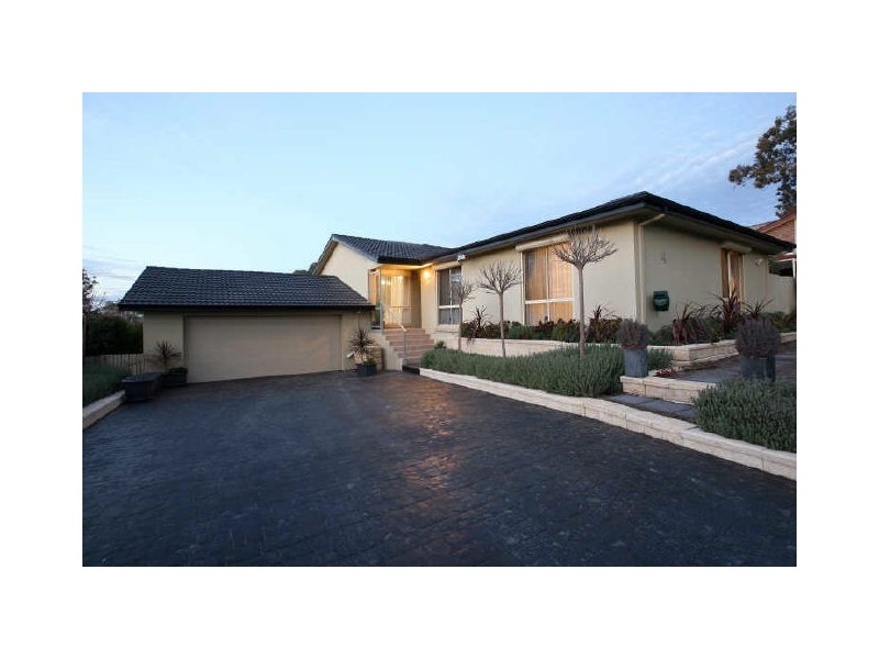 4 Rudder Place, Kambah ACT 2902