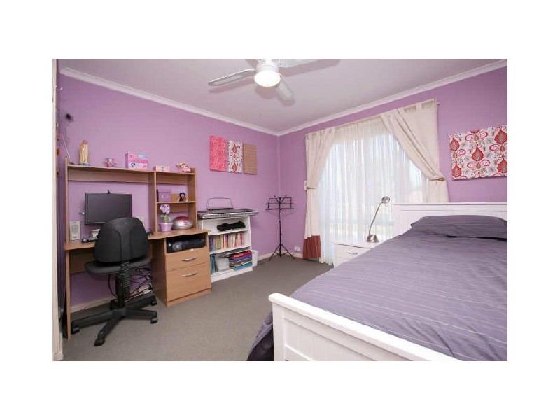4 Rudder Place, Kambah ACT 2902