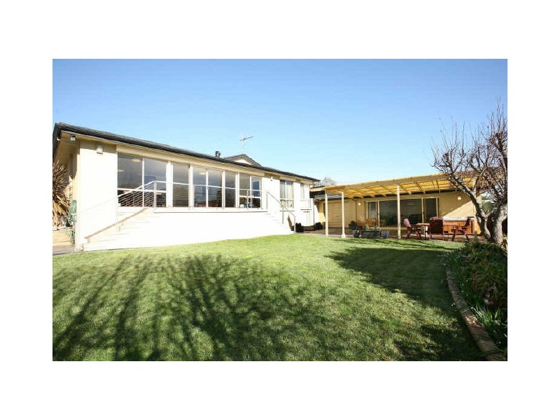 4 Rudder Place, Kambah ACT 2902