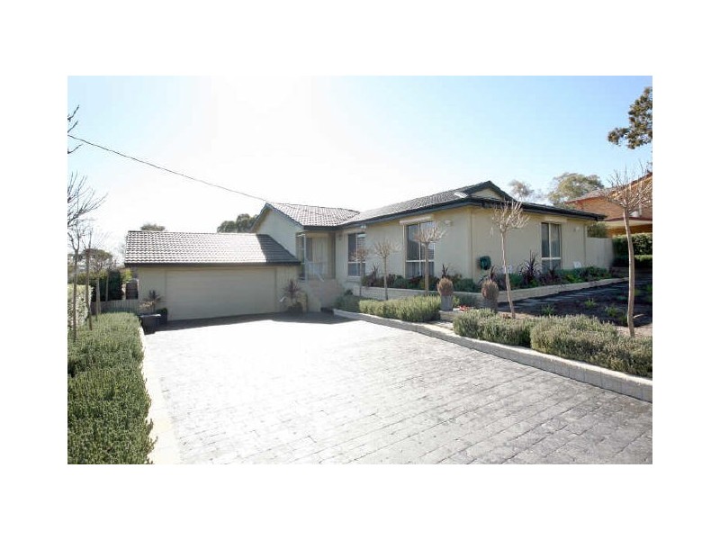 4 Rudder Place, Kambah ACT 2902