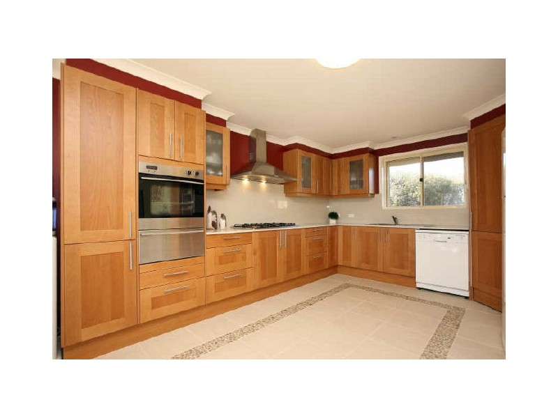 4 Rudder Place, Kambah ACT 2902