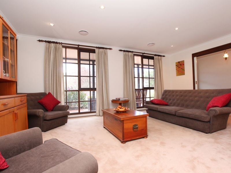 20 Ogden Close, Fadden ACT 2904