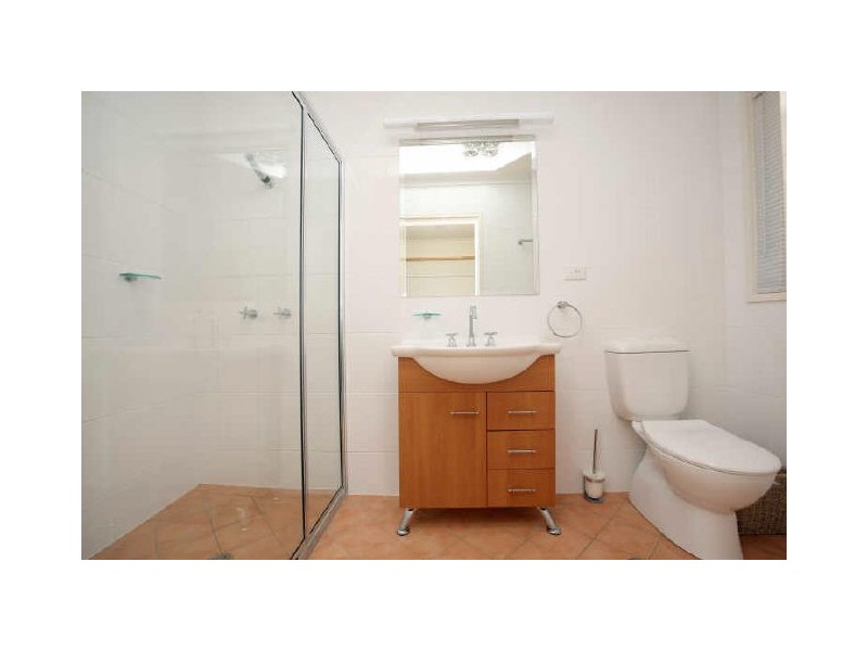 18 Nimmitabel Street, Queanbeyan NSW 2620