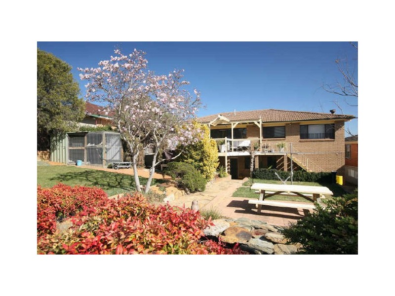 18 Nimmitabel Street, Queanbeyan NSW 2620