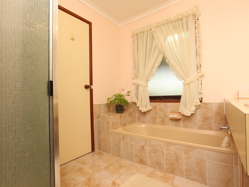 14 Truganini Place, Chisholm ACT 2905