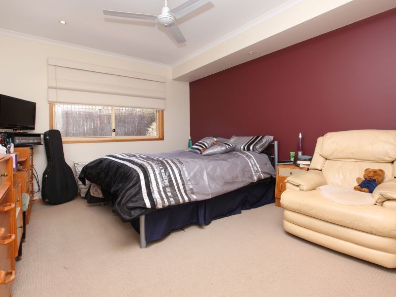 1 Joel Place, Conder ACT 2906