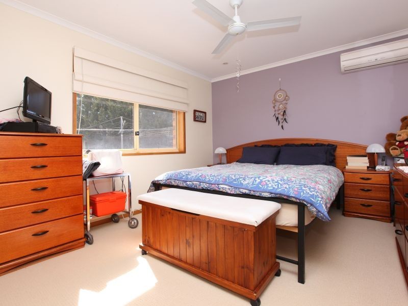 1 Joel Place, Conder ACT 2906