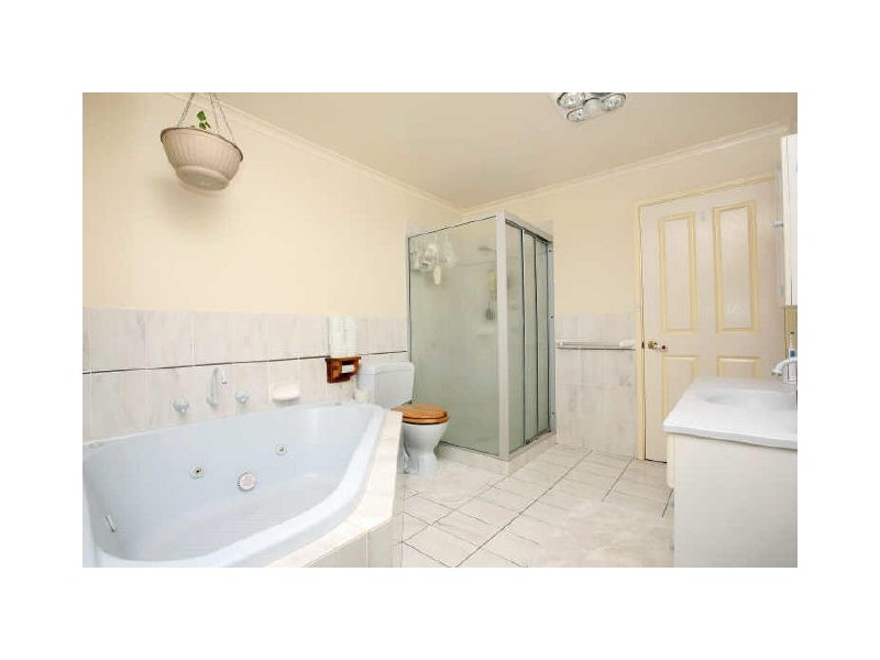 51 Downard Street, Calwell ACT 2905