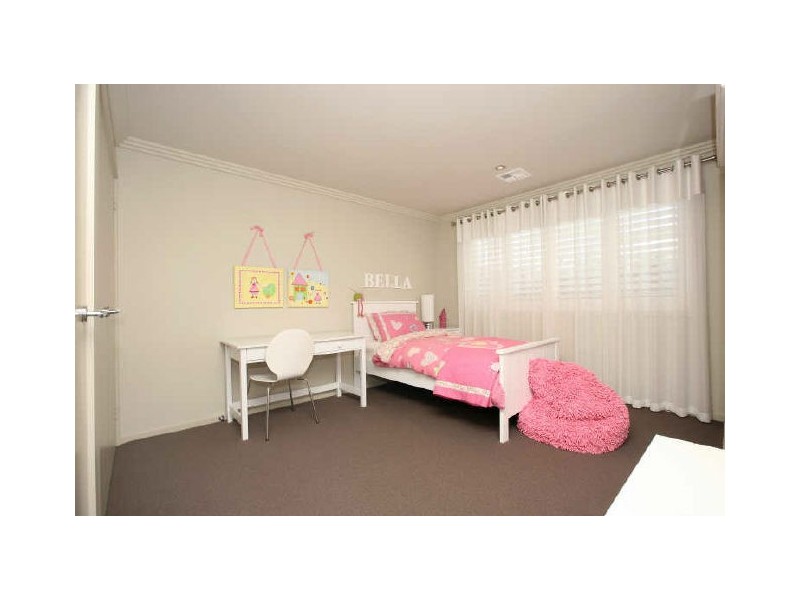 73 La Perouse Street, Griffith ACT 2603