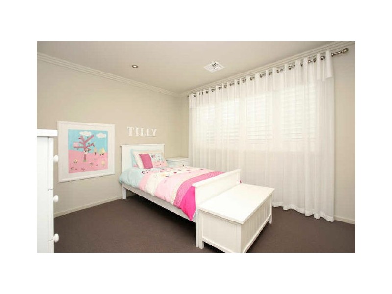 73 La Perouse Street, Griffith ACT 2603