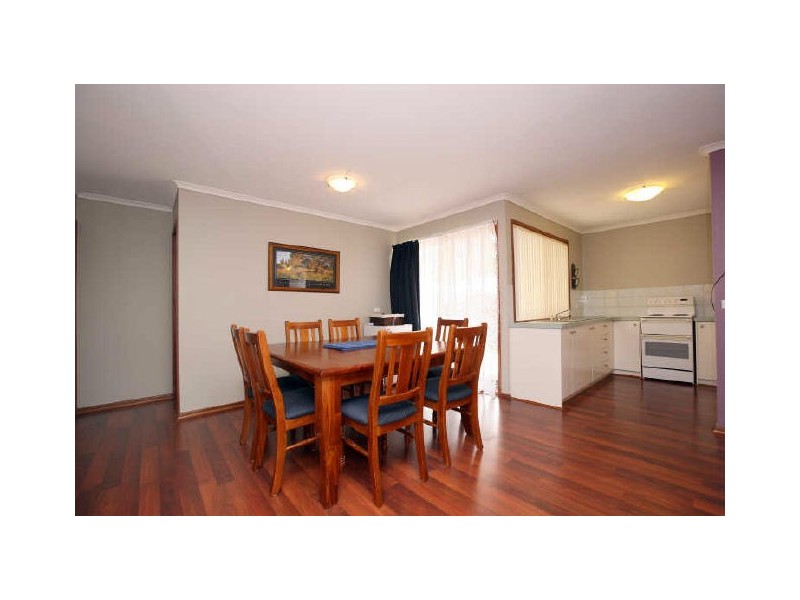 13 Rumsey Place, Banks ACT 2906