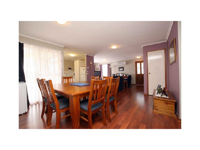 13 Rumsey Place, Banks ACT 2906