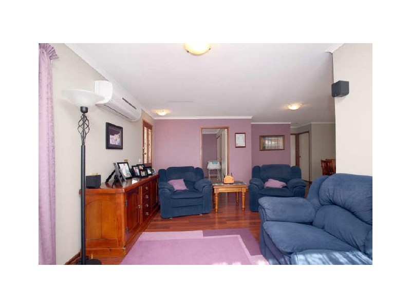 13 Rumsey Place, Banks ACT 2906