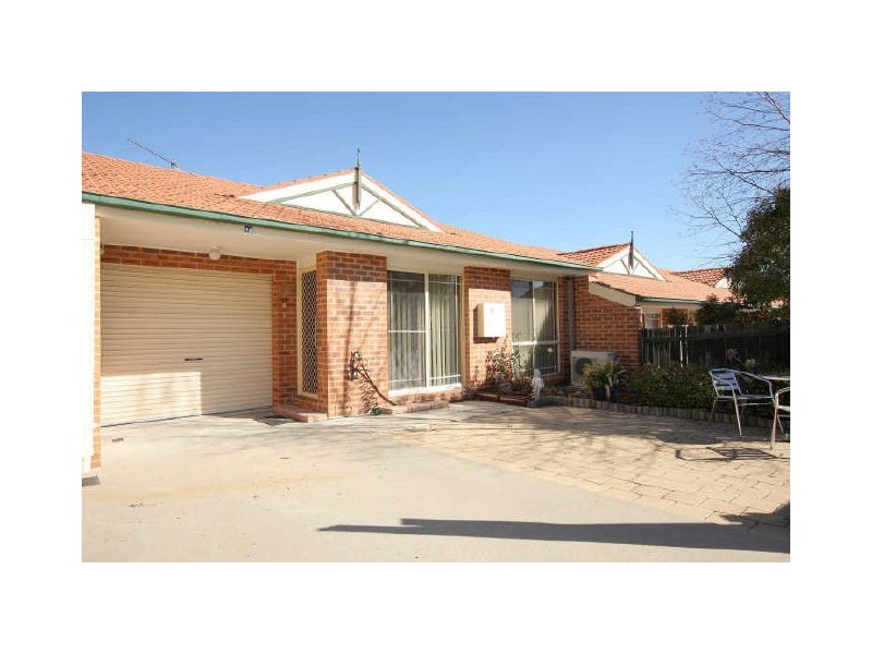 12/34 Sid Barnes Crescent, Gordon ACT 2906