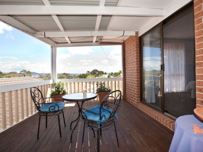 5 Burton Place, Queanbeyan NSW 2620