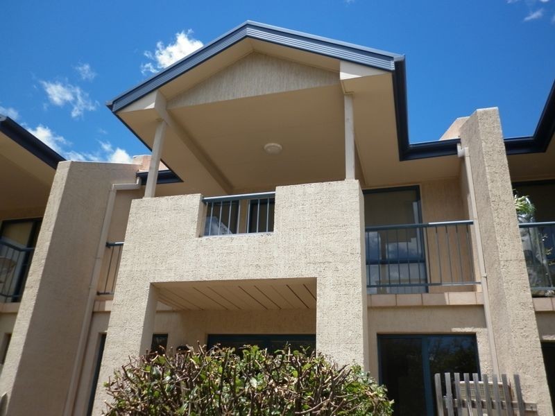 4/74 Torrens Street, Braddon ACT 2612