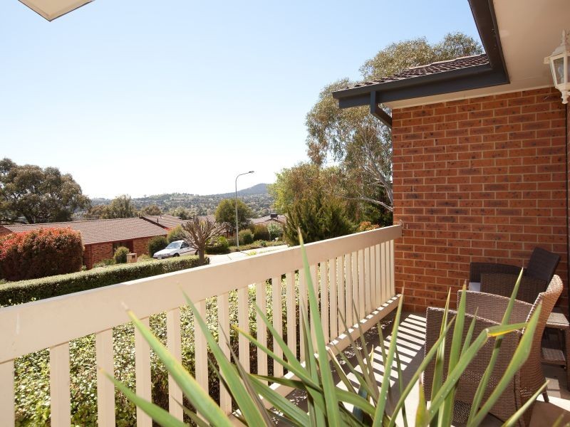 38 Mountain Circuit, Calwell ACT 2905