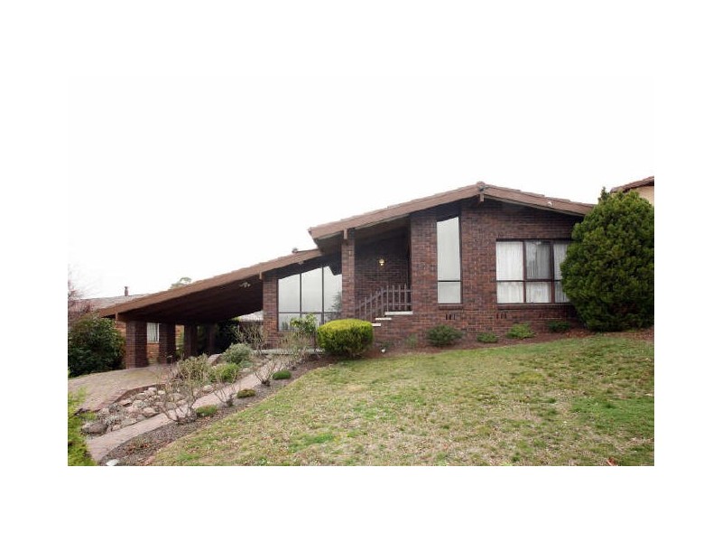 5 Preiss Place, Kambah ACT 2902