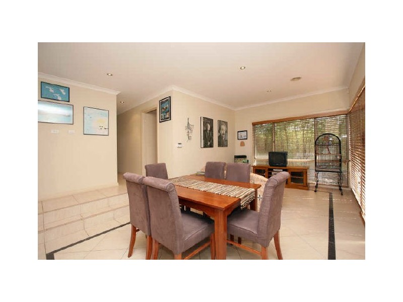 2/23 Chevalier Street, Weston ACT 2611