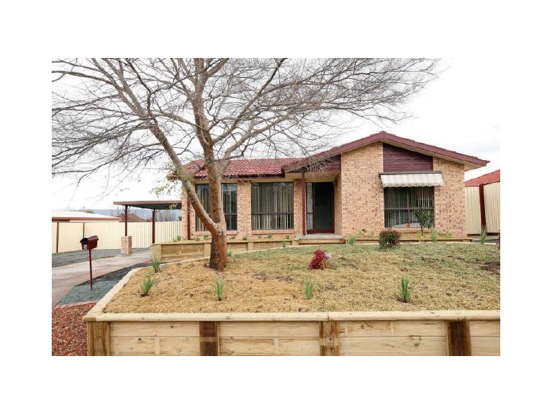 3 Mollee Crescent, Isabella Plains ACT 2905