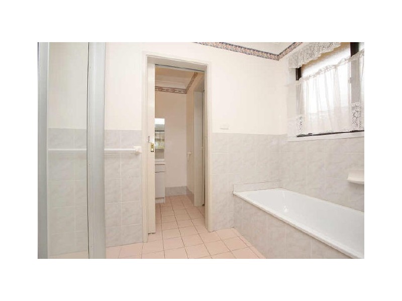 3 Mollee Crescent, Isabella Plains ACT 2905