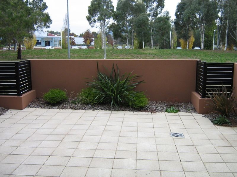 4/40 Eileen Good Street “Greenway W, Greenway ACT 2900