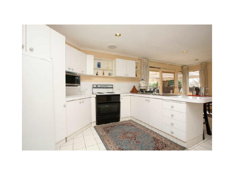 1 McIlveen Place, Oxley ACT 2903