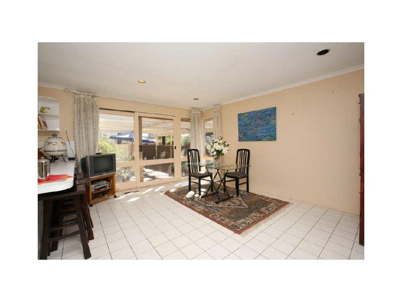 1 McIlveen Place, Oxley ACT 2903