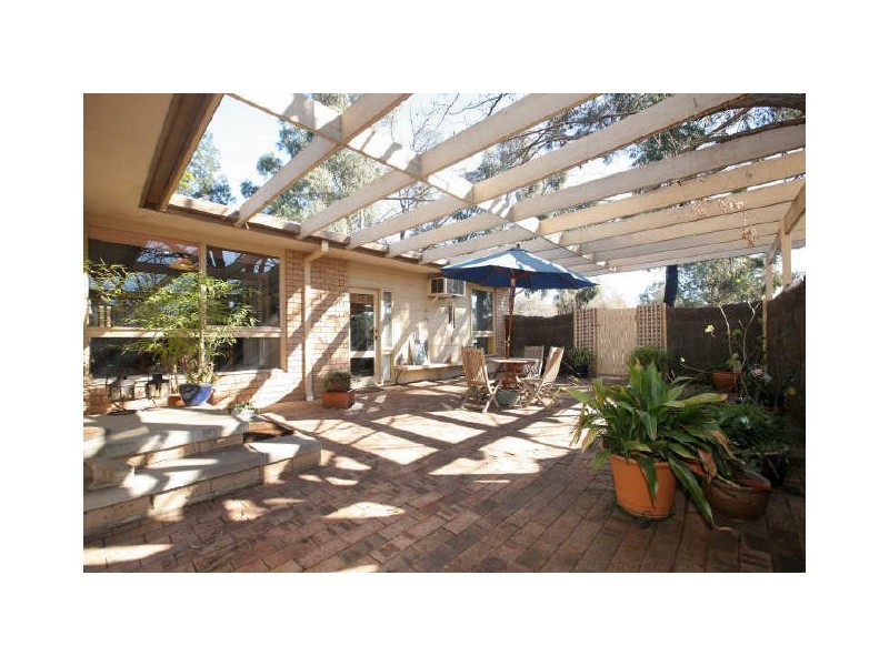 1 McIlveen Place, Oxley ACT 2903