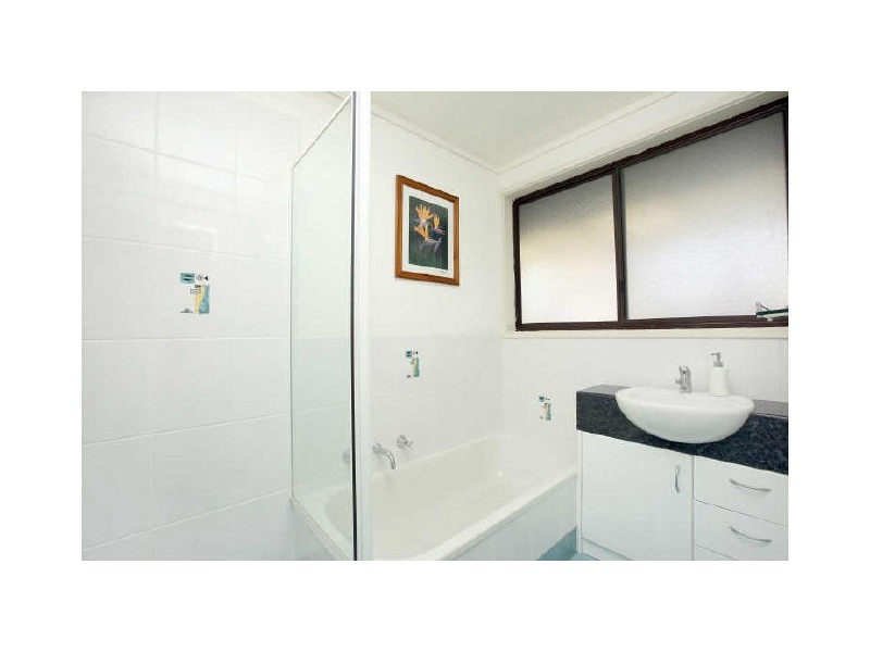 18 McMahon Court, Kambah ACT 2902